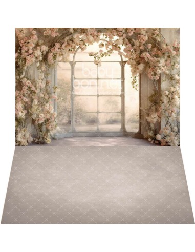 Fenêtre avec des roses (fond de studio - mur et sol)