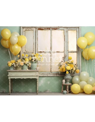 Console with balloons (backdrop)