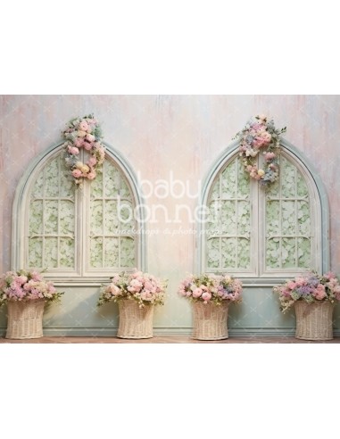 Arched windows (backdrop)