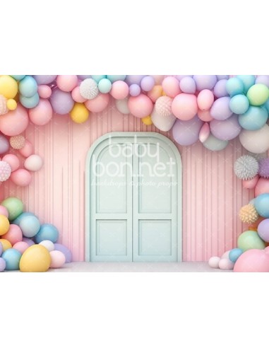 Porta com balões coloridos (fundo fotográfico)
