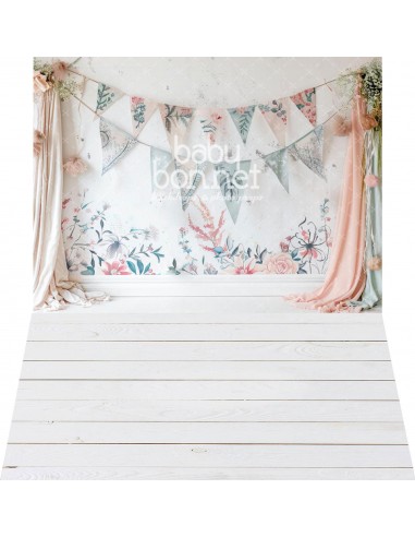 Flowery bunting and curtains (backdrop - wall and floor)