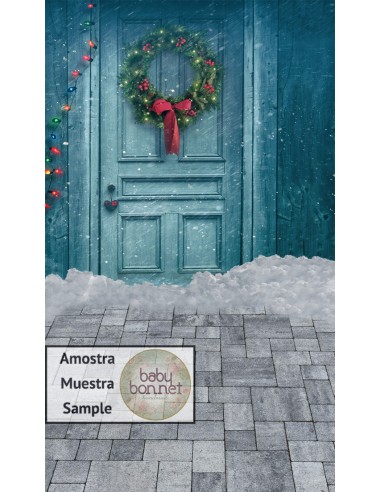 Porta azul com decoração de Natal (fundo fotográfico - parede e chão)